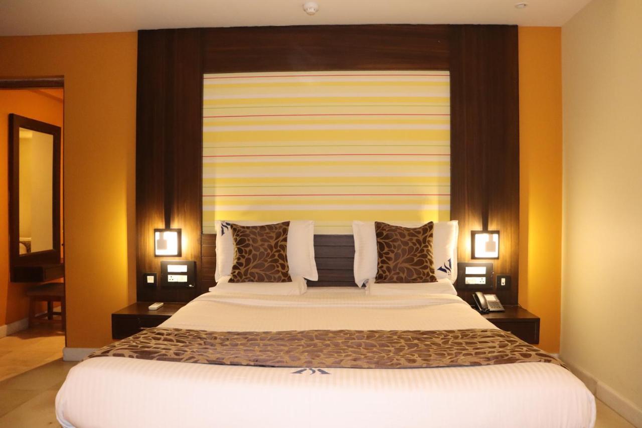Hotel Madhuvan Serai Manipal Bagian luar foto