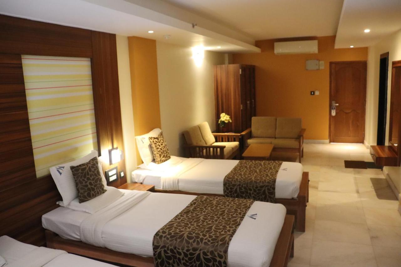 Hotel Madhuvan Serai Manipal Bagian luar foto